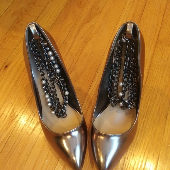 Pumps - Picture 7 of 8